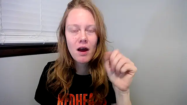 Snapshot of naughtyfox89 chatting on 01.07.26 naughtyfox89 online show from 01.07.26