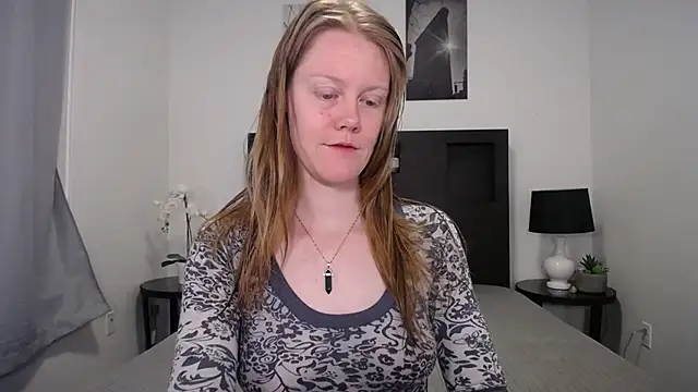 Snapshot of naughtyfox89 chatting on 02.14.26 naughtyfox89 online show from 02.14.26