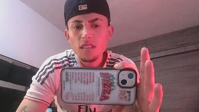 strongManLatino online show from 10.05.25