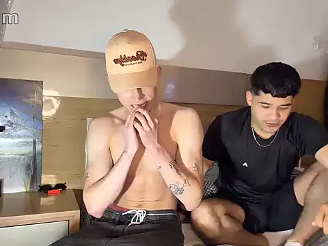 strongManLatino online show from 02.16.26