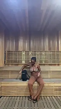 tia   fox online show from 11.20.25