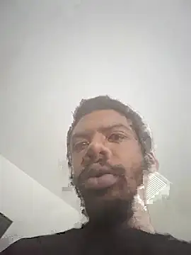 Snapshot of MrBigDickShow chatting on 10.29.25 MrBigDickShow online show from 10.29.25