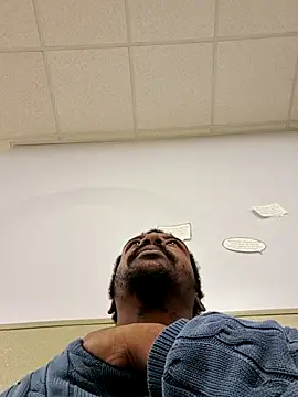 Snapshot of MrBigDickShow chatting on 11.07.25 MrBigDickShow online show from 11.07.25