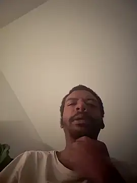 Snapshot of MrBigDickShow chatting on 03.21.26 MrBigDickShow online show from 03.21.26