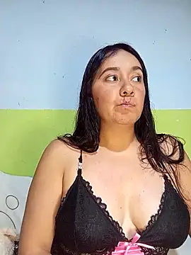 Snapshot of linda_swett chatting on 11.15.25 linda swett online show from 11.15.25