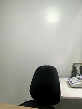 Snapshot of violeticafox chatting on 01.05.26 violeticafox online show from 01.05.26