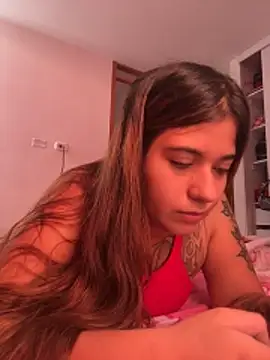 Snapshot of violeticafox chatting on 01.19.26 violeticafox online show from 01.19.26