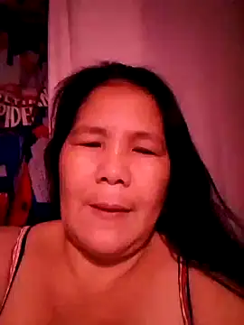 Snapshot of milagrose_rose chatting on 05.07.26 milagrose rose online show from 05.07.26