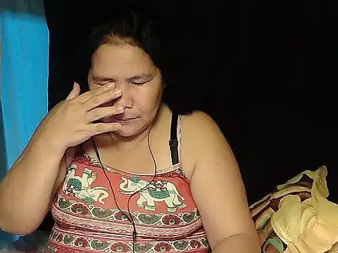Snapshot of milagrose_rose chatting on 05.16.26 milagrose rose online show from 05.16.26
