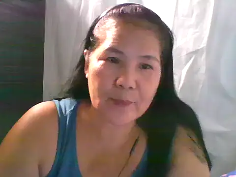 Snapshot of milagrose_rose chatting on 06.03.26 milagrose rose online show from 06.03.26