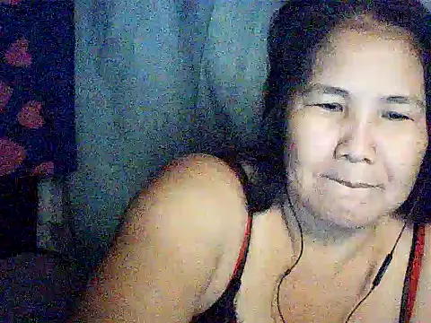 Snapshot of milagrose_rose chatting on 06.20.26 milagrose rose online show from 06.20.26