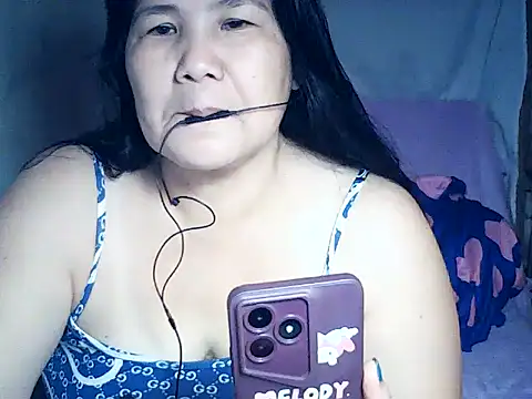 Snapshot of milagrose_rose chatting on 06.30.26 milagrose rose online show from 06.30.26