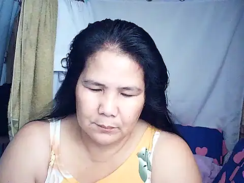 Snapshot of milagrose_rose chatting on 07.26.26 milagrose rose online show from 07.26.26
