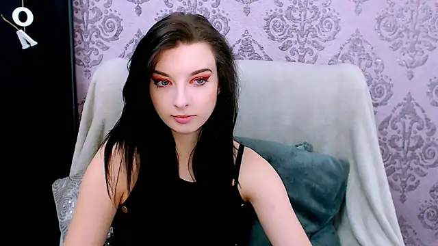 DominantLuna online show from 02.18.26