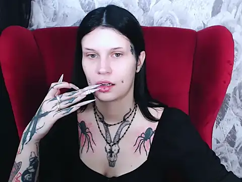 VenomDoll online show from 10.12.25