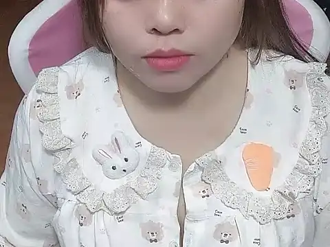 Snapshot of Sunna104 chatting on 02.05.26 Sunna104 online show from 02.05.26