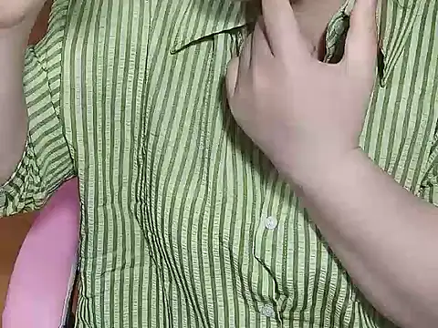 Snapshot of Sunna104 chatting on 02.09.26 Sunna104 online show from 02.09.26