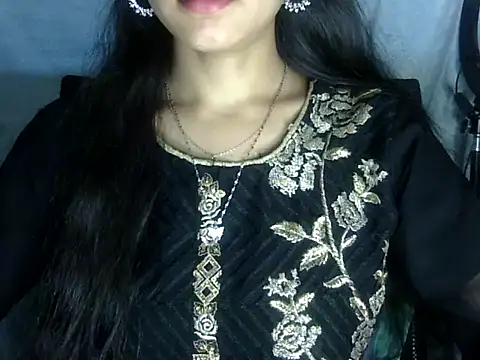 Snapshot of Shazi_1 chatting on 06.12.26 Shazi 1 online show from 06.12.26