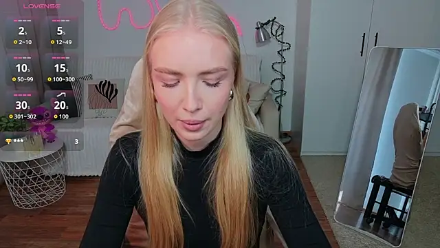 TessaGrays online show from 05.03.26