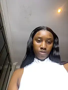 Snapshot of Sirah1 chatting on 11.25.25 Sirah1 online show from 11.25.25