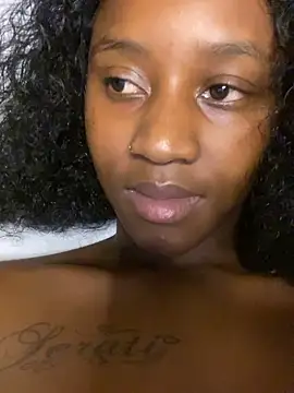 Snapshot of Sirah1 chatting on 12.13.25 Sirah1 online show from 12.13.25