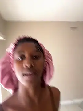 Snapshot of Sirah1 chatting on 03.11.26 Sirah1 online show from 03.11.26