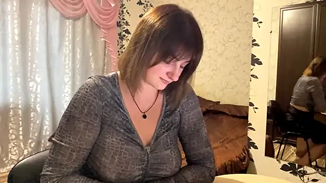 Snapshot of HoneyRose333 chatting on 10.10.25 HoneyRose333 online show from 10.10.25