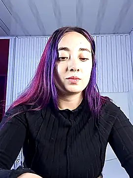 NiaCherry online show from 10.14.25