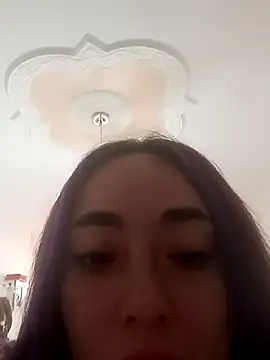 NiaCherry online show from 10.16.25