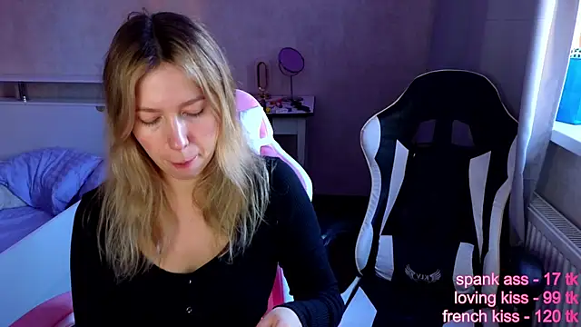 Snapshot of stefany_and_bettany chatting on 11.15.25 stefany and bettany online show from 11.15.25