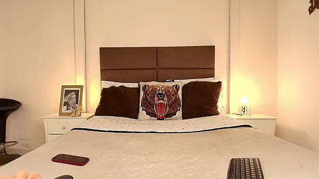 Snapshot of NatashaTaylor chatting on 03.09.26 NatashaTaylor online show from 03.09.26