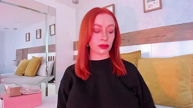 LucianaWainN online show from 11.18.25