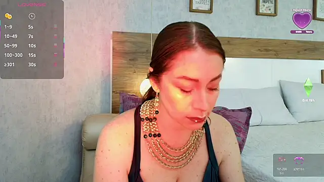 Snapshot of LucianaWainN chatting on 07.22.26 LucianaWainN online show from 07.22.26