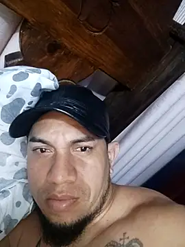 Snapshot of fayola20 chatting on 10.13.25 fayola20 online show from 10.13.25