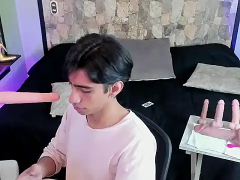Snapshot of uyukie chatting on 10.03.25 uyukie online show from 10.03.25