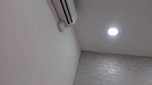 Snapshot of jax_black chatting on 11.10.25 jax black online show from 11.10.25