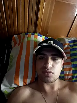 Snapshot of daniandr119 chatting on 11.27.25 daniandr119 online show from 11.27.25