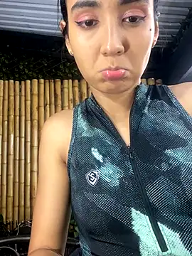 Snapshot of cloe_taylor__ chatting on 10.30.25 cloe taylor online show from 10.30.25