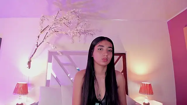 Snapshot of cloe_taylor__ chatting on 12.13.25 cloe taylor online show from 12.13.25