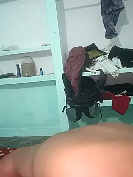 Snapshot of Hotraj24 chatting on 11.17.25 Hotraj24 online show from 11.17.25