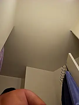 Roddog18 online show from 10.05.25