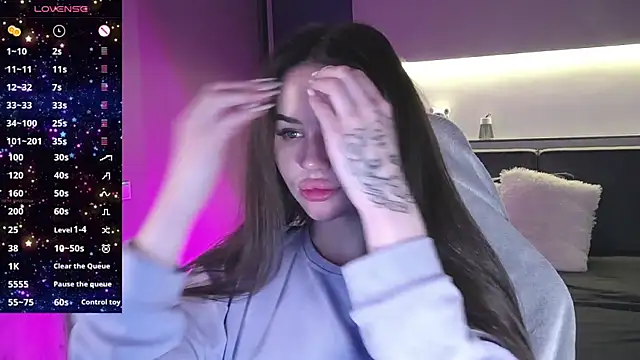 AlmaryKim online show from 12.04.24