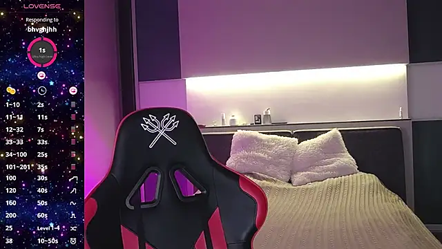 AlmaryKim online show from 12.22.24