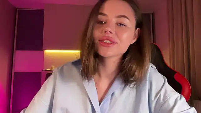 AlmaryKim online show from 01.18.25