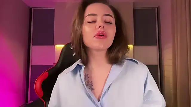 AlmaryKim online show from 01.28.25