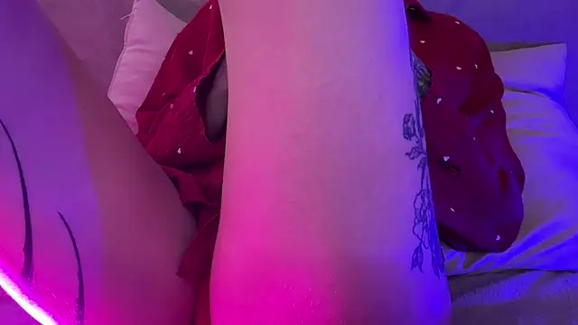 AlmaryKim online show from 04.25.26