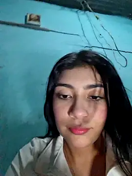 Snapshot of Sweed-virgin-pussy chatting on 05.14.26 Sweed-virgin-pussy online show from 05.14.26