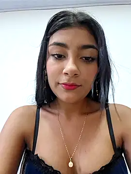 Snapshot of Sweed-virgin-pussy chatting on 06.13.26 Sweed-virgin-pussy online show from 06.13.26
