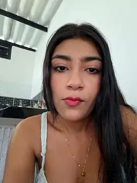 Snapshot of Sweed-virgin-pussy chatting on 06.15.26 Sweed-virgin-pussy online show from 06.15.26