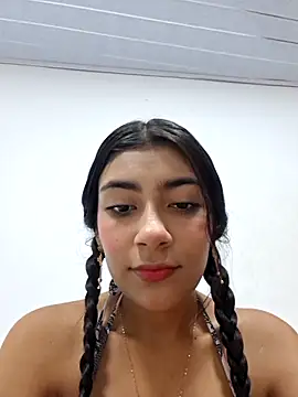 Snapshot of Sweed-virgin-pussy chatting on 07.24.26 Sweed-virgin-pussy online show from 07.24.26